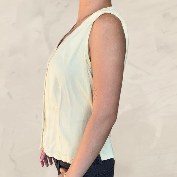 coldwater creek butter yellow vest top size medium - Picture 2 of 5